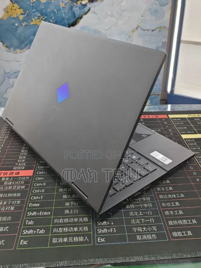 New Laptop HP Omen 15 16GB AMD Ryzen 7 SSD 512GB