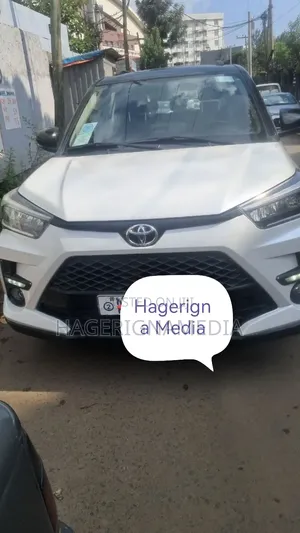 Toyota Raize 2022 White