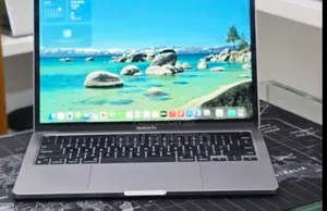 New Laptop Apple MacBook Pro 2022 M2 16GB Apple M2 SSD 512GB