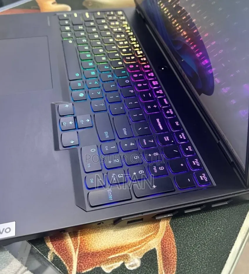 New Laptop Lenovo Legion Pro 7 32GB Intel Core i9 SSD 1T