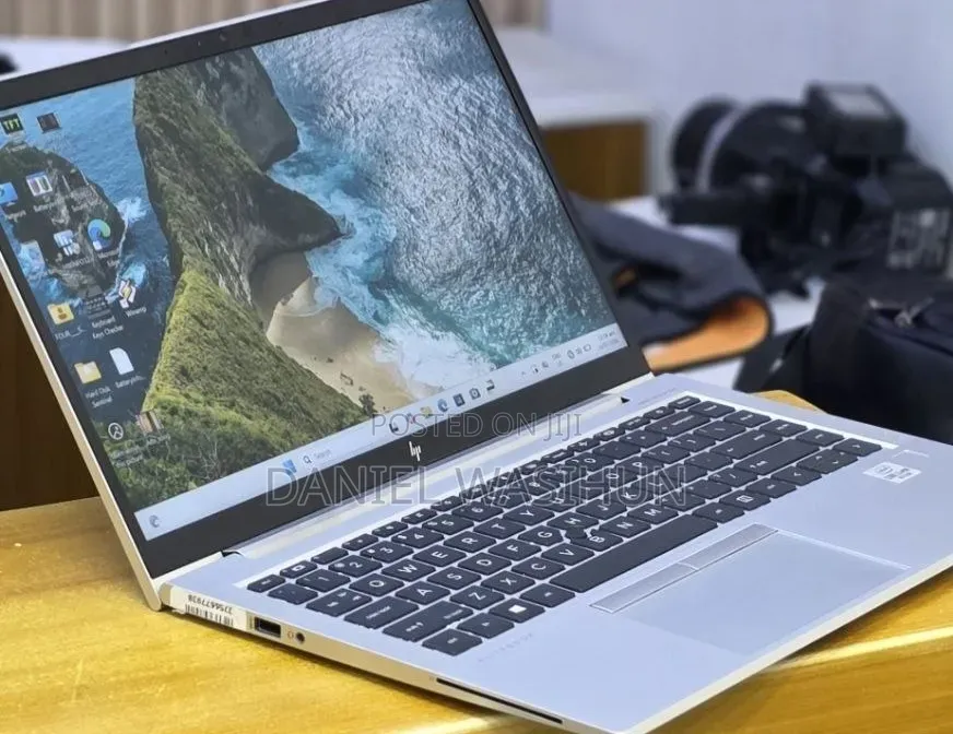 New Laptop HP EliteBook 840 G7 8GB Intel Core i5 SSD 512GB
