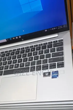 New Laptop HP EliteBook 840 G9 16GB Intel Core i7 SSD 512GB