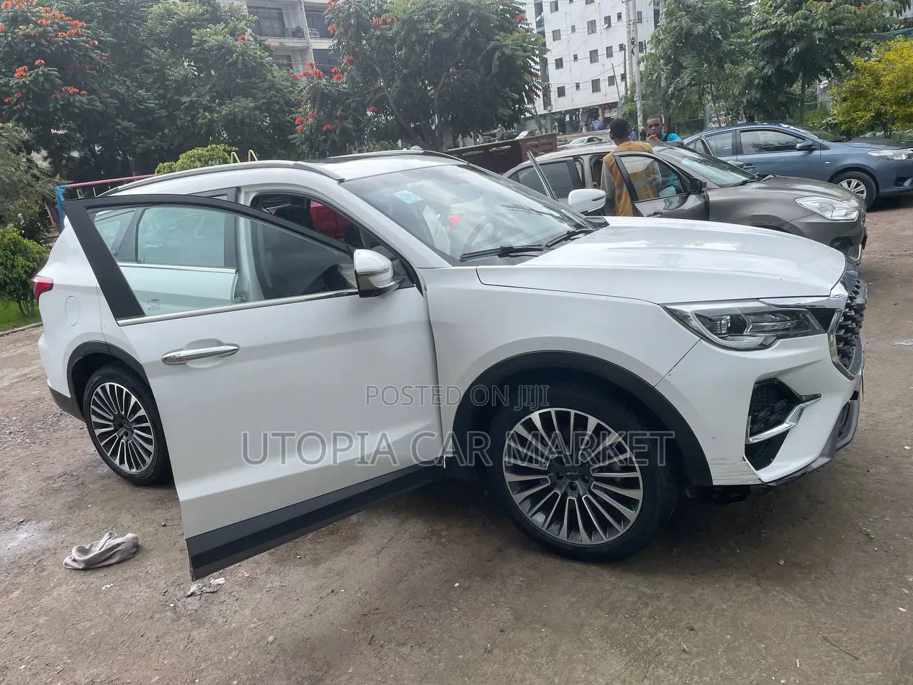 Jetour X70 1.5 7-Seater FWD 2022 White