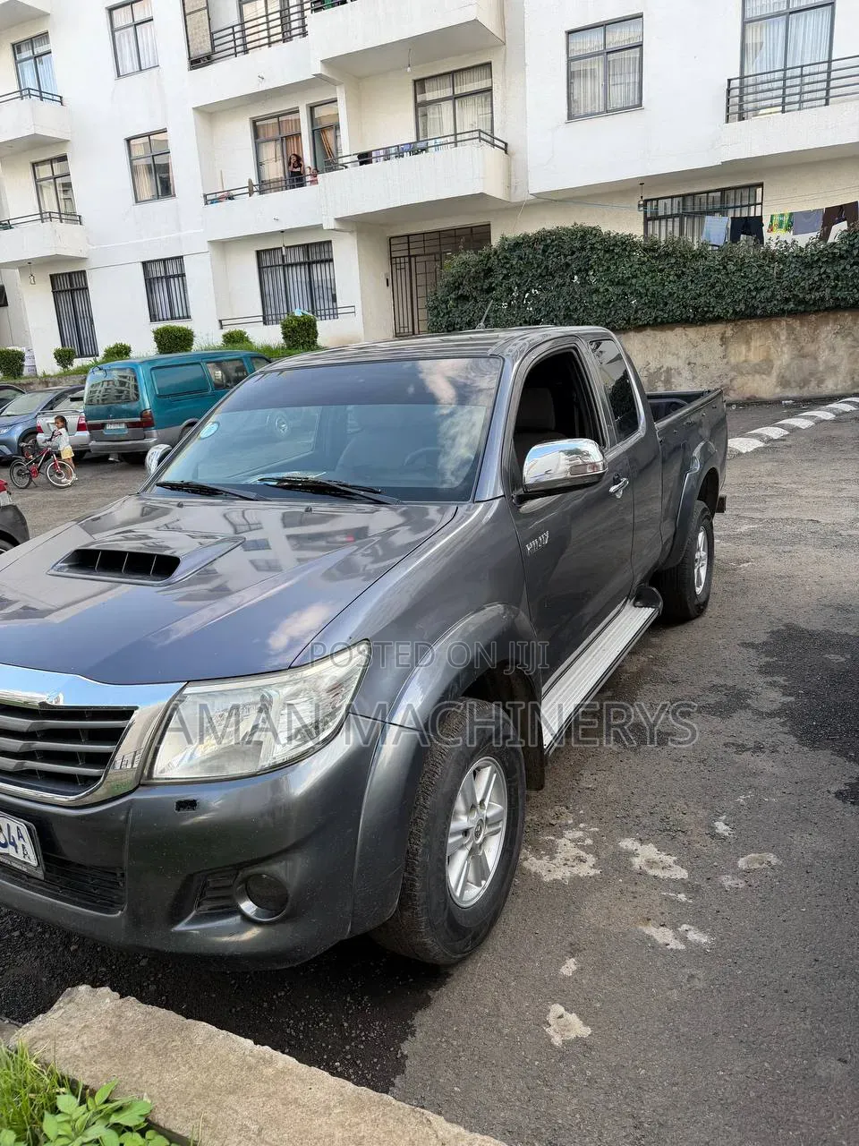 Toyota Hilux 2012 Gray