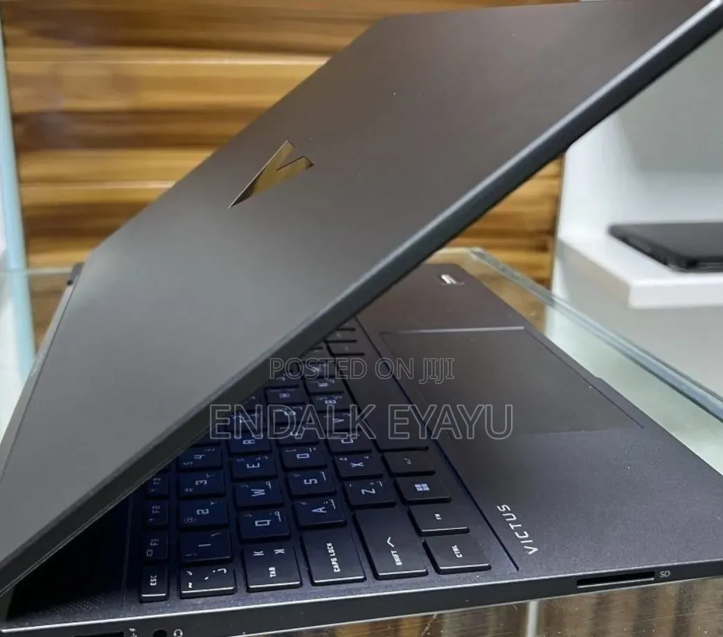 New Laptop HP Victus 15 16GB AMD Ryzen 5 SSD 512GB