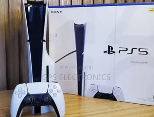 PS5 Slim Disc + 6 Games