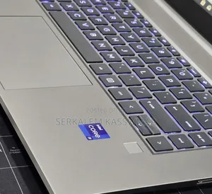 New Laptop HP ZBook 15 32GB Intel Core i9 SSD 512GB