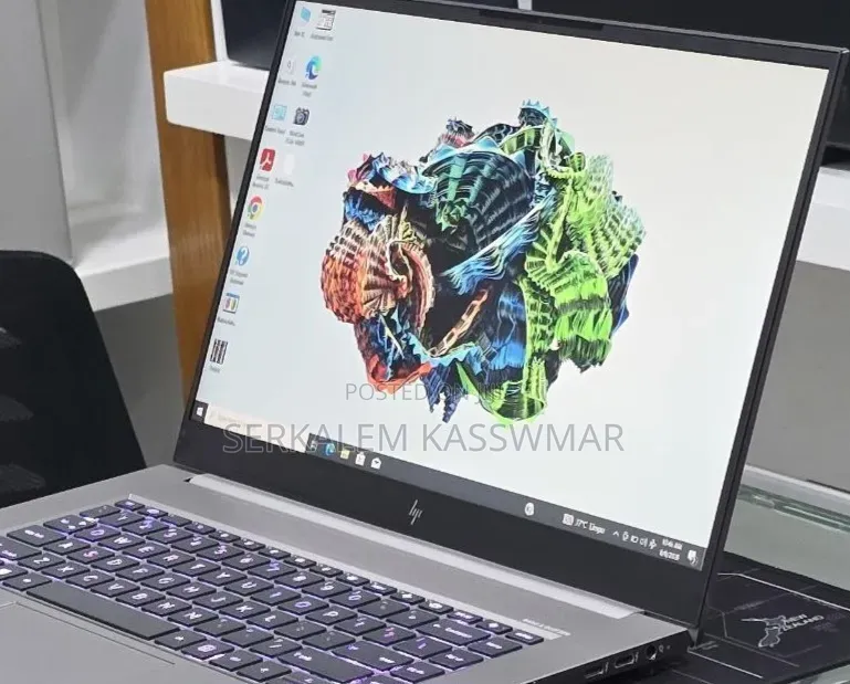 New Laptop HP ZBook 15 32GB Intel Core i9 SSD 512GB