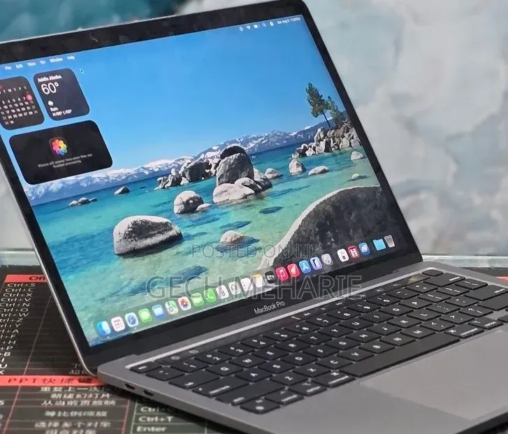 New Laptop Apple MacBook Pro 2022 M2 8GB Apple M2 SSD 512GB