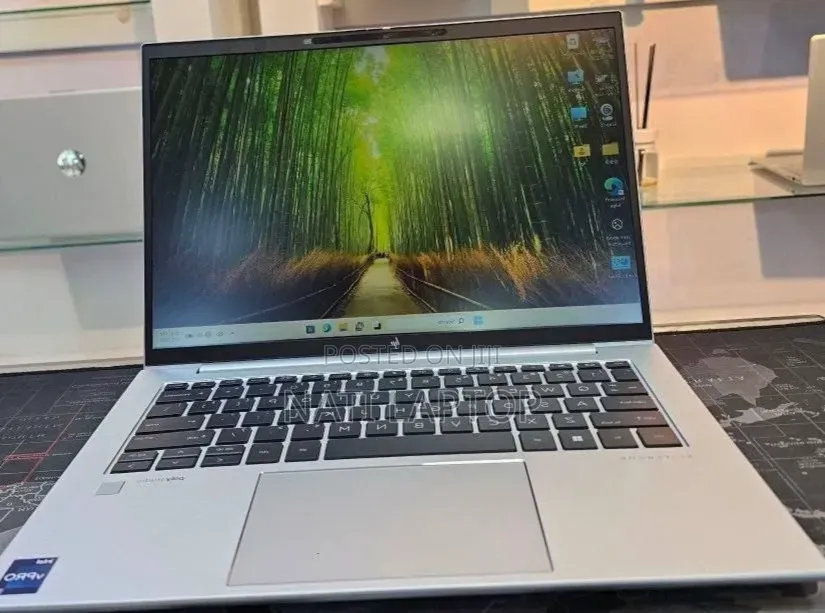 New Laptop HP EliteBook 840 G10 16GB Intel Core i7 SSD 512GB