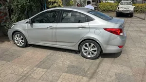 Hyundai Accent 2014 Silver