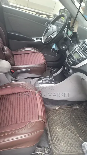 Hyundai Accent 2014 Silver