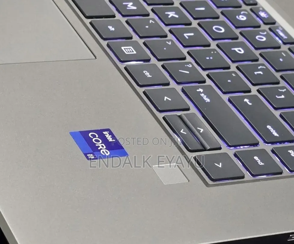 New Laptop HP ZBook 15 32GB Intel Core i9 SSD 512GB