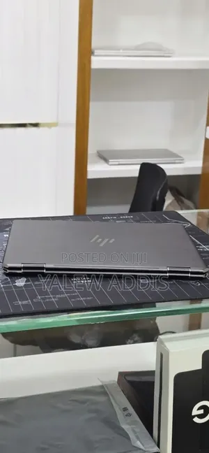 New Laptop HP Spectre 16GB Intel Core i7 SSD 512GB