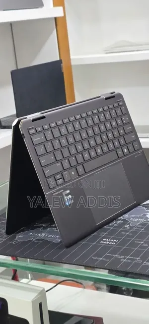 New Laptop HP Spectre 16GB Intel Core i7 SSD 512GB