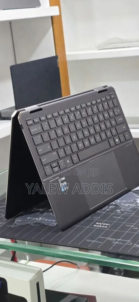 New Laptop HP Spectre 16GB Intel Core i7 SSD 512GB