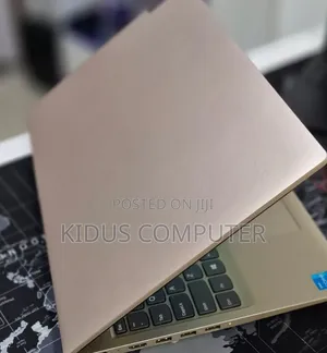 New Laptop Lenovo Legion 5 8GB Intel Core i3 SSD 256GB