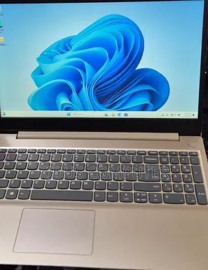New Laptop Lenovo Legion 5 8GB Intel Core i3 SSD 256GB