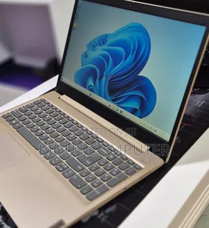 New Laptop Lenovo Legion 5 8GB Intel Core i3 SSD 256GB