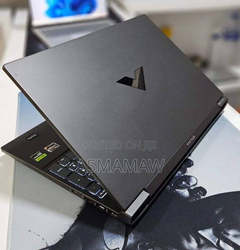 New Laptop HP Victus 15 16GB AMD Ryzen 7 SSD 512GB