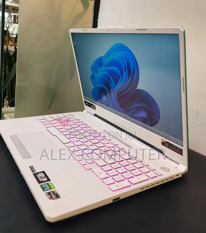 New Laptop Asus 16GB AMD Ryzen 7 SSD 512GB