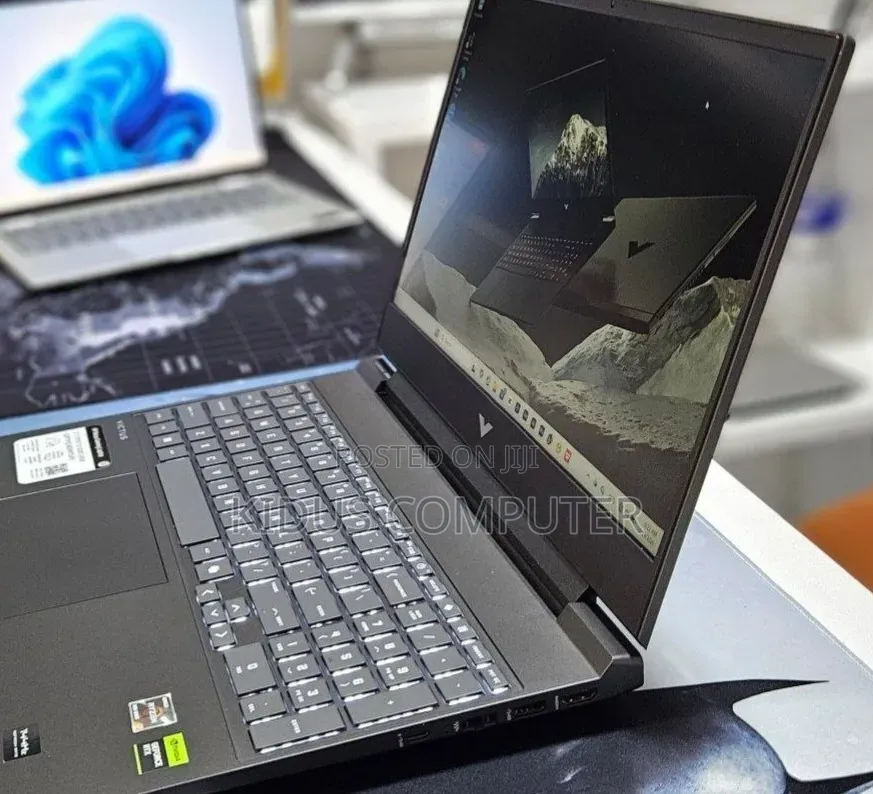 New Laptop HP Victus 15 16GB Intel Core i7 SSD 512GB