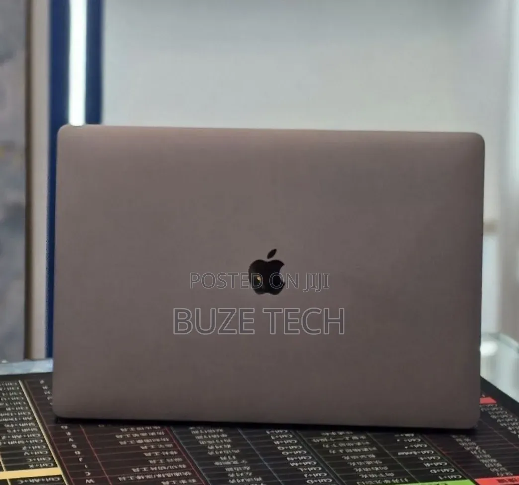 New Laptop Apple MacBook Pro 2019 16GB Intel Core i9 SSD 2T