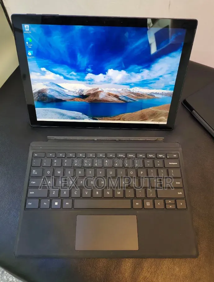New Laptop Microsoft Surface Pro 7+ 16GB Intel Core i7 SSD 512GB