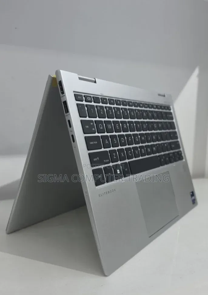 New Laptop HP EliteBook 830 16GB Intel Core i7 SSD 512GB