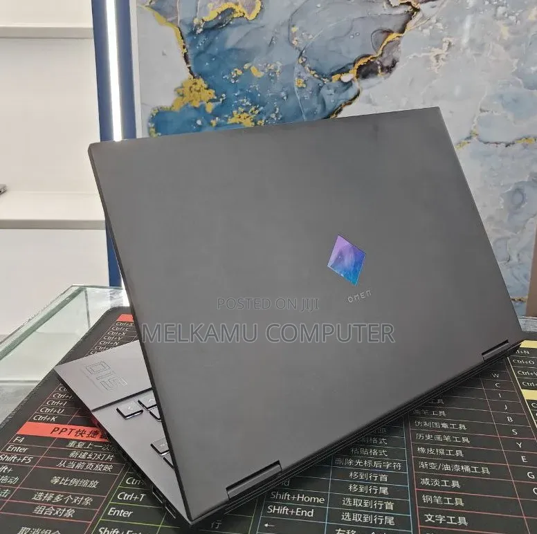New Laptop HP Omen 15 16GB AMD Ryzen 7 SSD 512GB