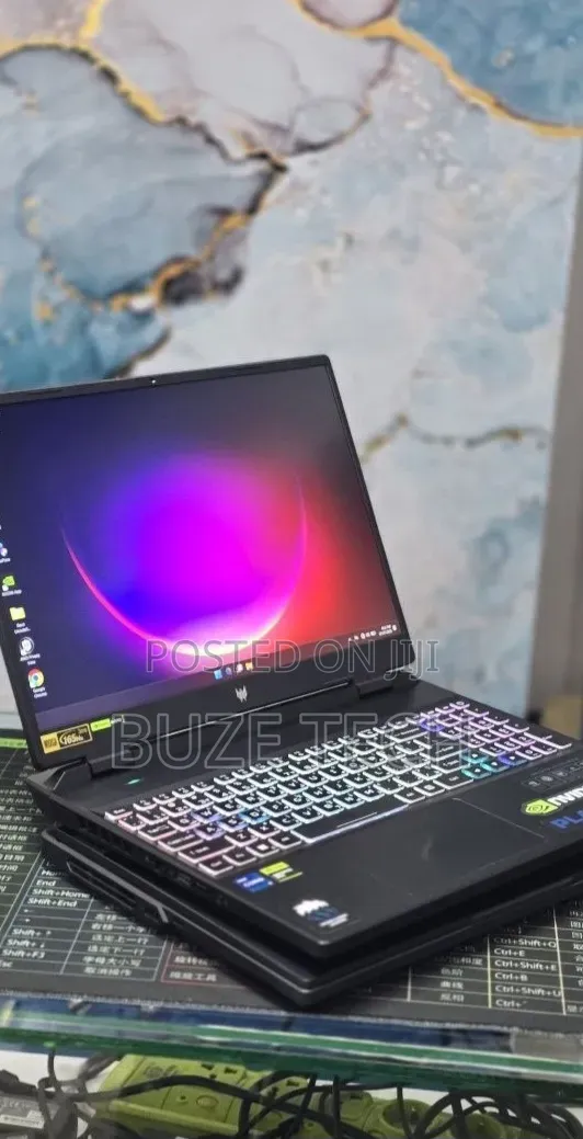 New Laptop Acer Predator Helios Neo 16 16GB Intel Core i7 SSD 512GB
