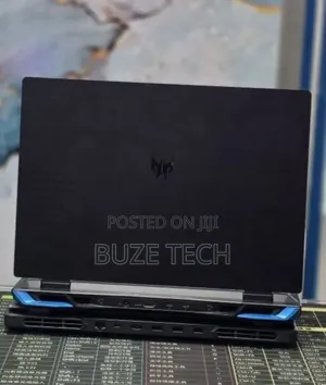 New Laptop Acer Predator Helios Neo 16 16GB Intel Core i7 SSD 512GB