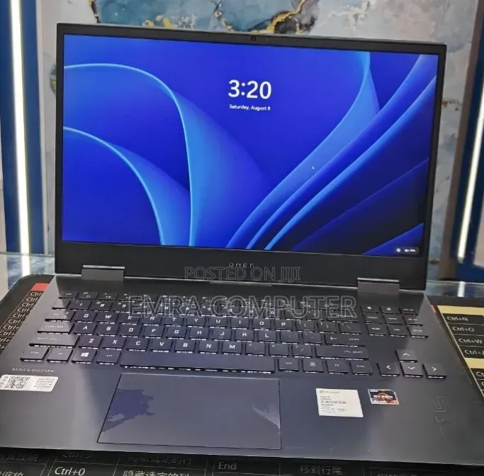 New Laptop HP Omen 15 16GB AMD Ryzen 7 SSD 512GB