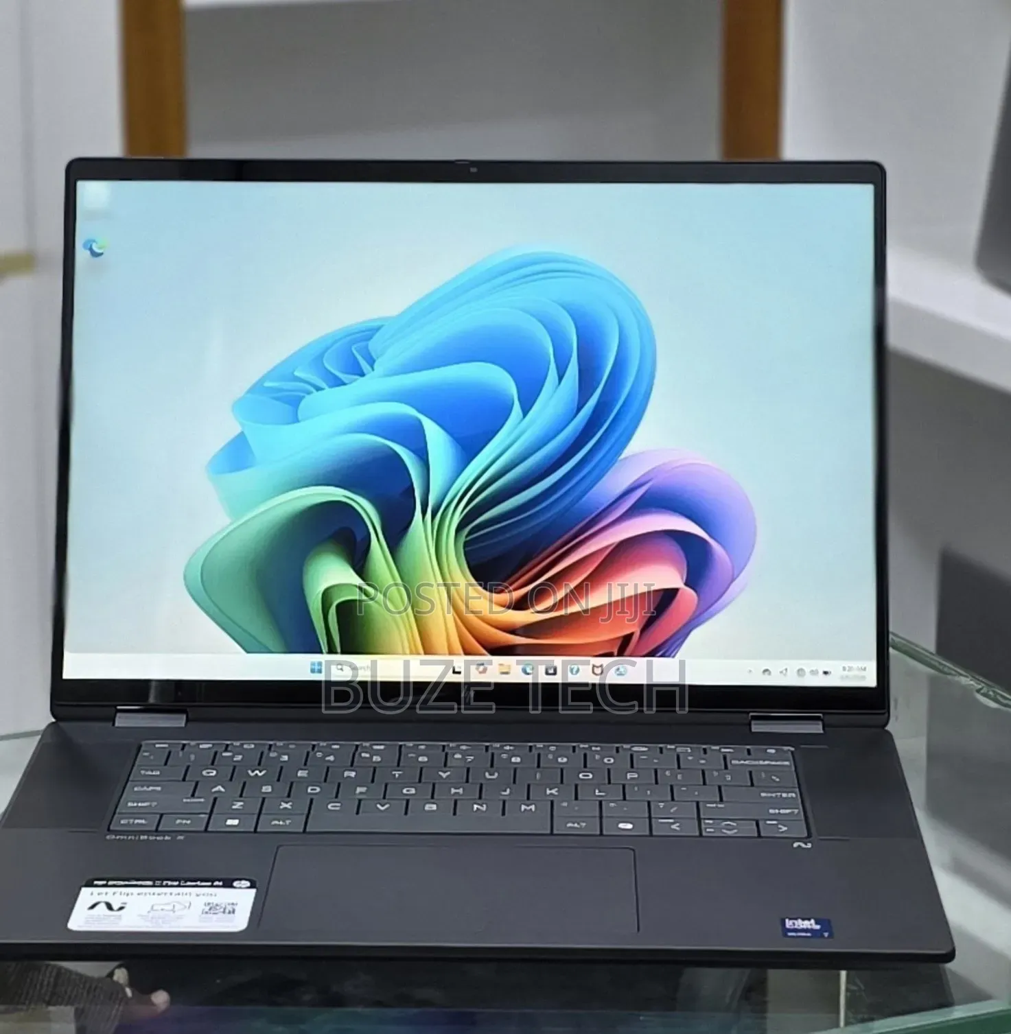 New Laptop HP OmniBook X Flip 16" 16GB Intel Core Ultra 7 SSD 1T
