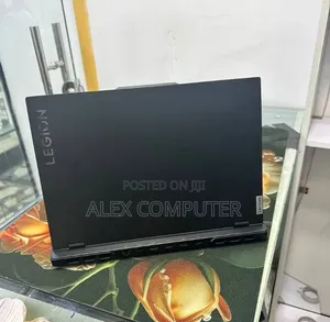 New Laptop Lenovo Legion Pro 7 32GB Intel Core i9 SSD 1T