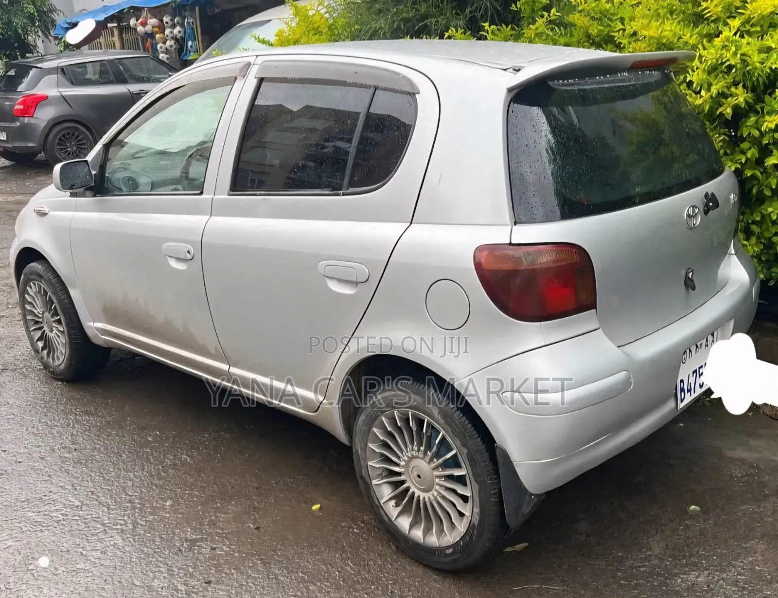 Toyota Vitz 2003 Silver