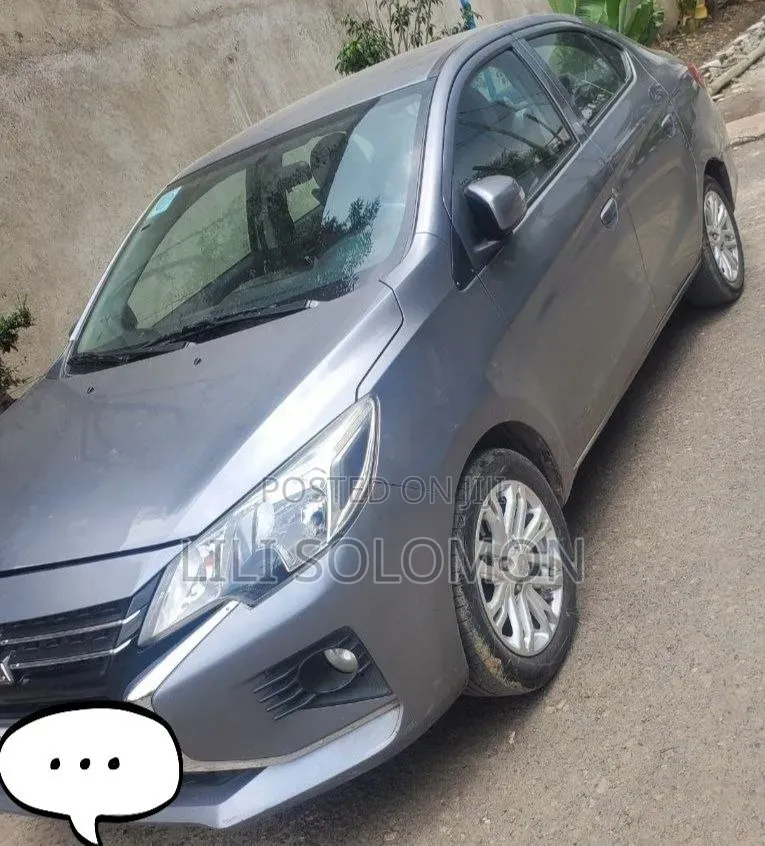 Mitsubishi Attrage 2021 Gray