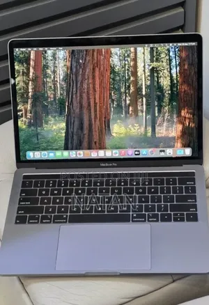 New Laptop Apple MacBook Pro 2019 16GB Intel Core i5 SSD 512GB