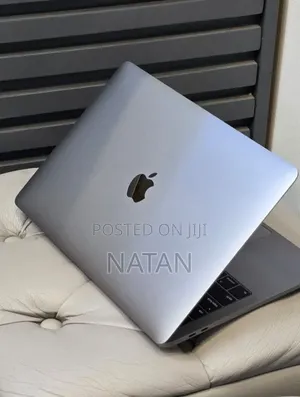 New Laptop Apple MacBook Pro 2019 16GB Intel Core i5 SSD 512GB