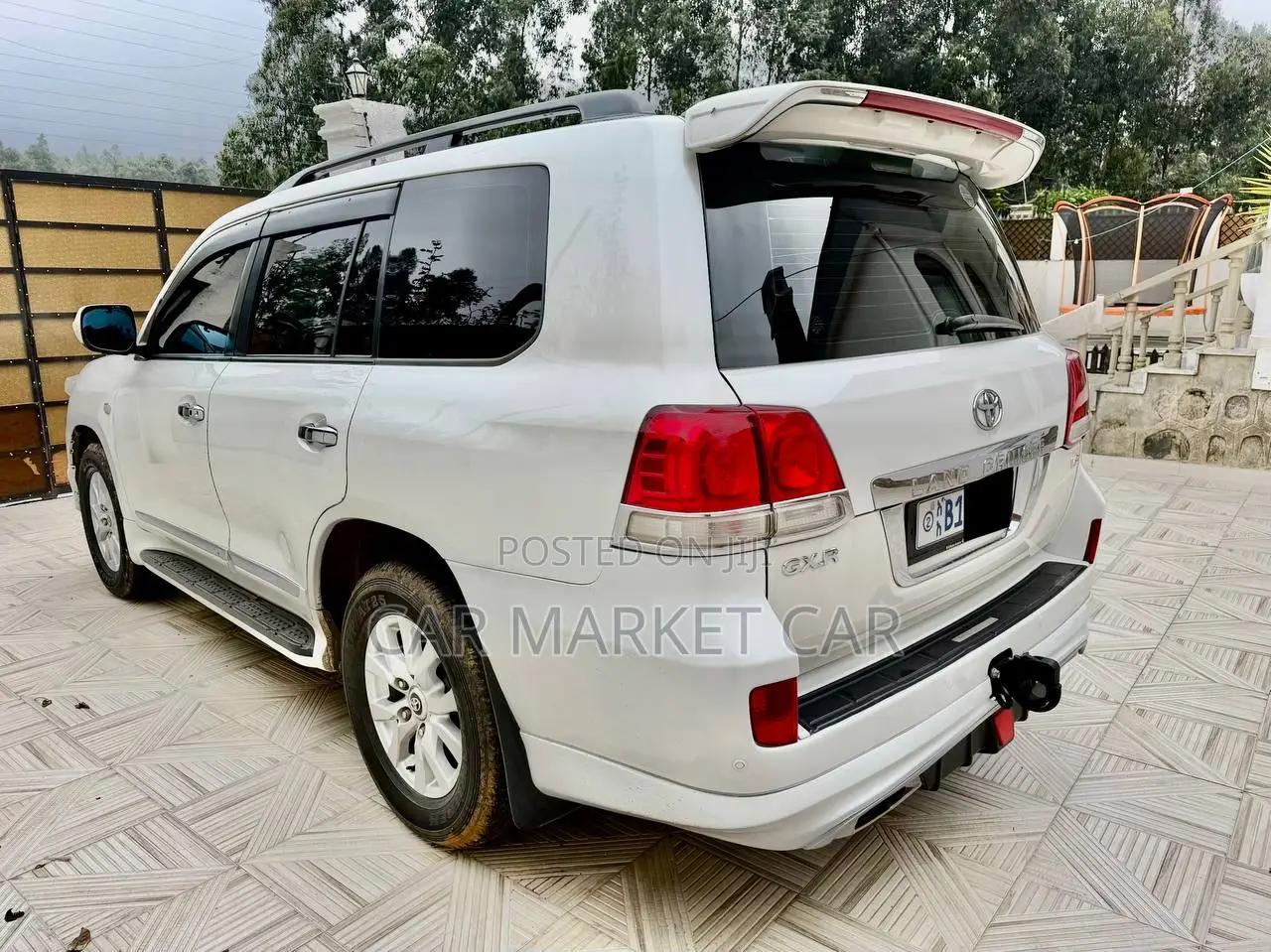 Toyota Land Cruiser 4.0 V6 GX-R 2010 White