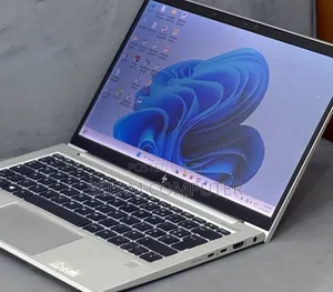 New Laptop HP EliteBook 830 G8 16GB Intel Core i7 SSD 512GB
