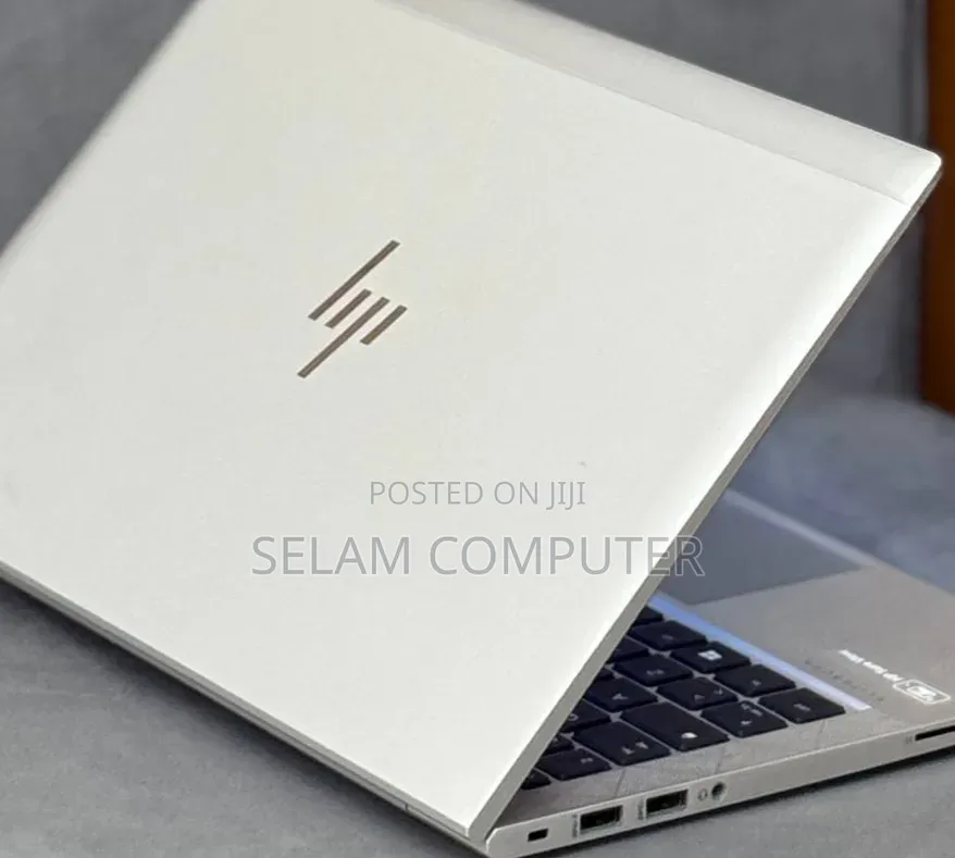 New Laptop HP EliteBook 830 G8 16GB Intel Core i7 SSD 512GB