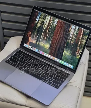 New Laptop Apple MacBook Pro 2019 16GB Intel Core i7 SSD 512GB