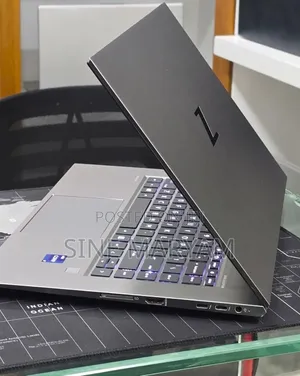 New Laptop HP ZBook Fury 15 G8 16GB Intel Core i9 SSD 512GB