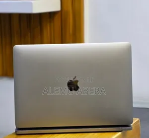 New Laptop Apple MacBook Pro 2019 16GB Intel Core i5 SSD 512GB