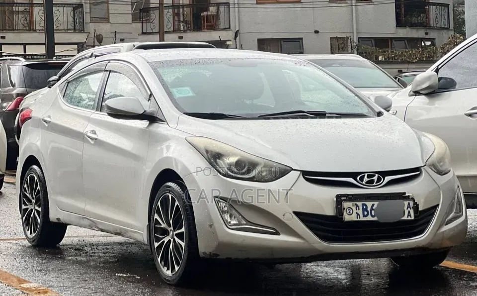 Hyundai Avante 2015 Gray