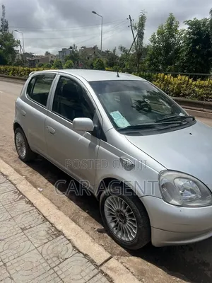 Toyota Vitz 2001 Blue