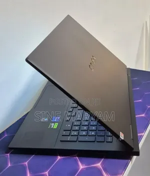New Laptop HP Omen 17 16GB Intel Core i9 SSD 512GB