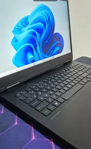 New Laptop HP Omen 17 16GB Intel Core i9 SSD 512GB