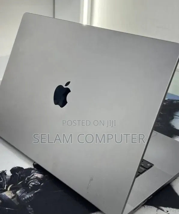 New Laptop Apple MacBook Pro 2021 M1 16GB Apple M1 Max SSD 512GB